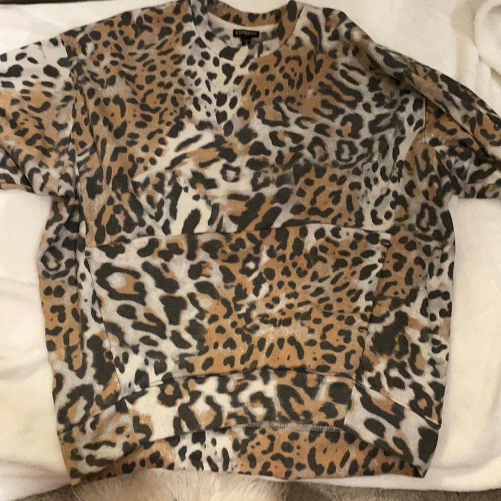 Cheetah print sweatshirt